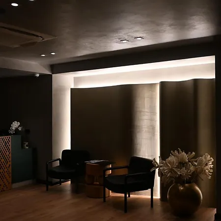 Luxury Premium Finese Hotel Golem (Tirana)