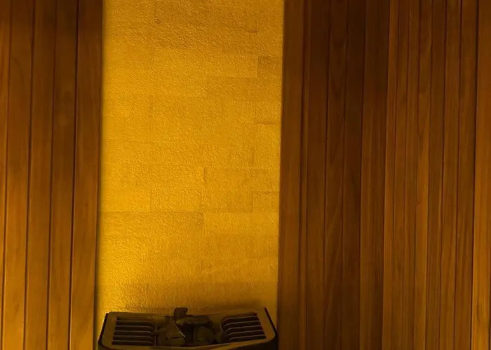 Luxury Premium Finese Hotel Golem (Tirana)