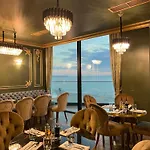 Hotel Luxury Premium Finese