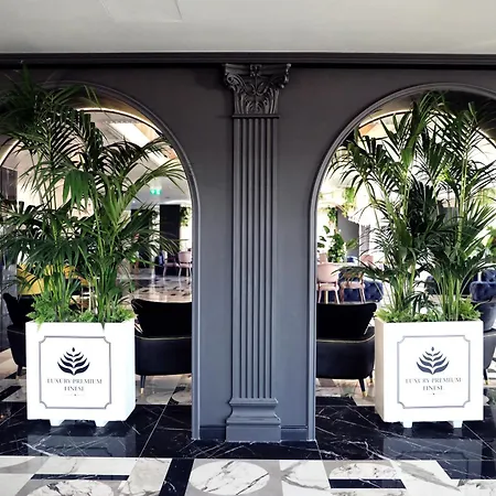 Luxury Premium Finese Hotell *