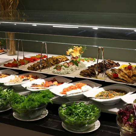 Luxury Premium Finese Hotel Golem (Tirana)