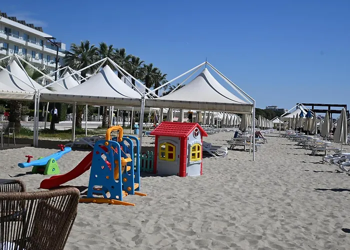 Luxury Premium Finese Hotel *